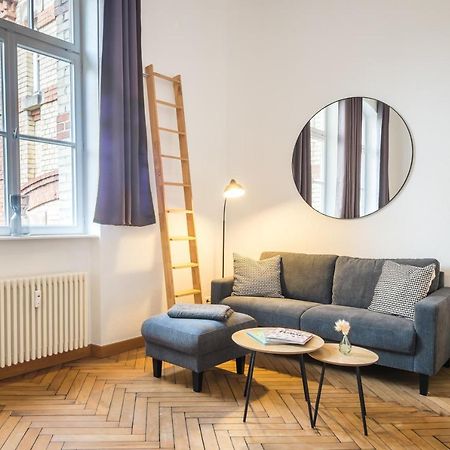 Schwarzlins Loftraum - Stilvolles Apartment Mit Smart Tv, Netflix, Disney Plus, Schnellem Wlan, Parken, Nespresso Sankt Ingbert Esterno foto