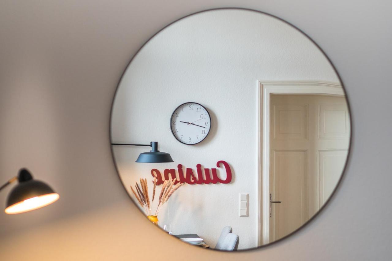 Schwarzlins Loftraum - Stilvolles Apartment Mit Smart Tv, Netflix, Disney Plus, Schnellem Wlan, Parken, Nespresso Sankt Ingbert Esterno foto